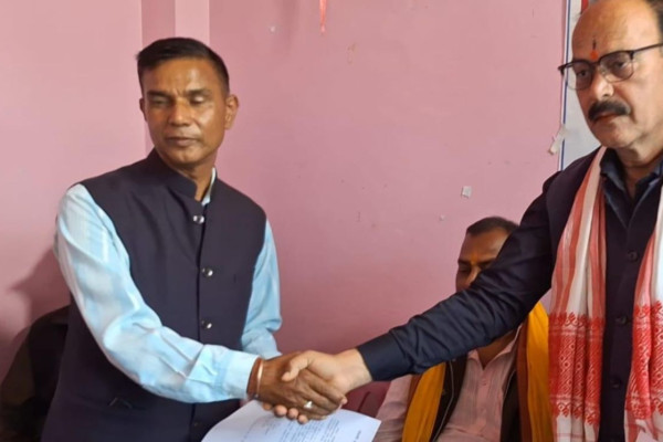 सप्तरी ३ मा कांग्रेस उम्मेदवारलाई राष्ट्रिय मुक्तिका उम्मेदवारको समर्थन